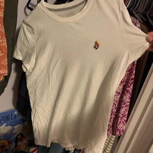Volcom shirt